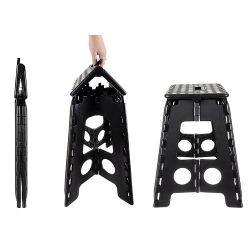 Prikaz sklopive stepenice iz profila, sprijeda i u ruci tijekom sklapanja