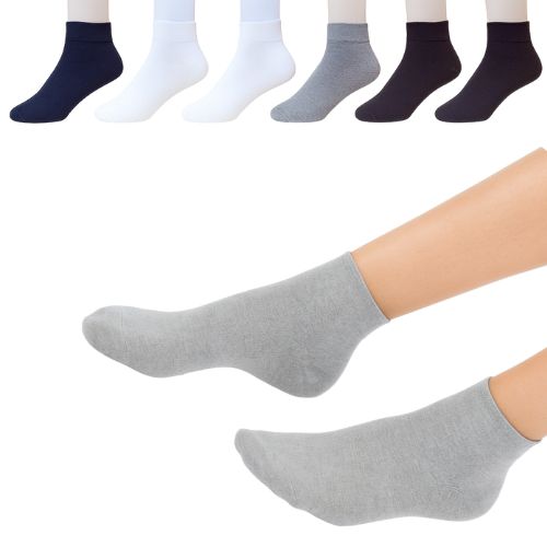 Ženske niske čarape bez pritiska - prikaz sive boje na nozi i set u 6 boja