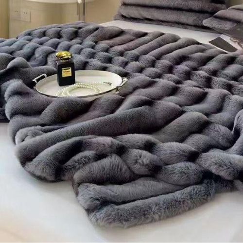 Luksuzna siva deka od umjetne zečje dlake – 200x230 cm