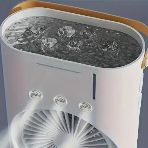 Spremnik za vodu i raspršivači maglice na ventilatoru